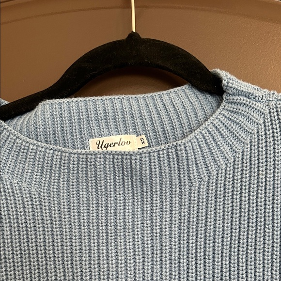 Comfy Casual Blue Knit Top with Pocket XS in excellent condition - Picture 6 of 11